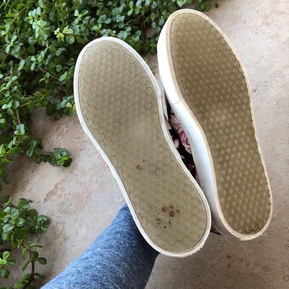 Schutz Rosa Floral-Print Slip-On Sneakers - Picture 5 of 7